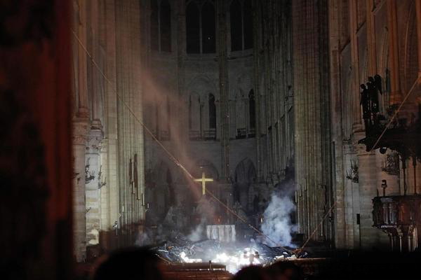 巴黎圣母院损毁或命中注定，这些案例细思极恐！